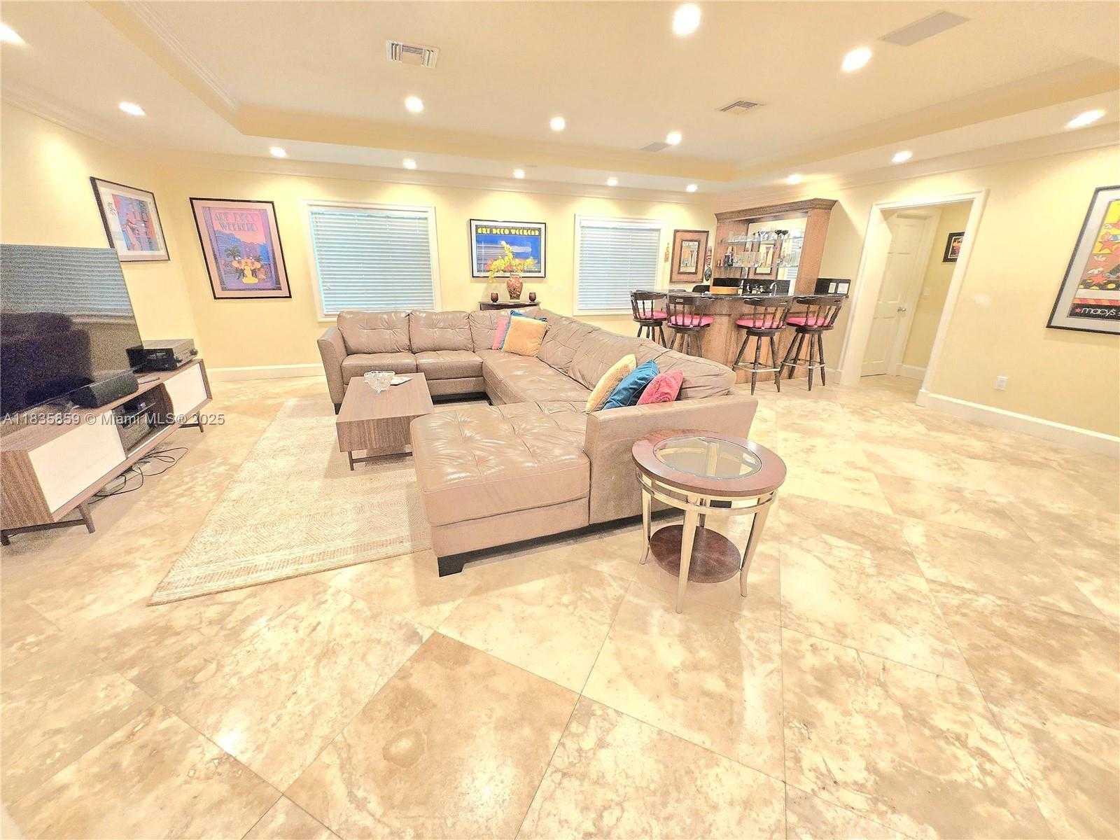 Small Image of 7895 SOUTH WEST 122ND ST, Pinecrest Number 13