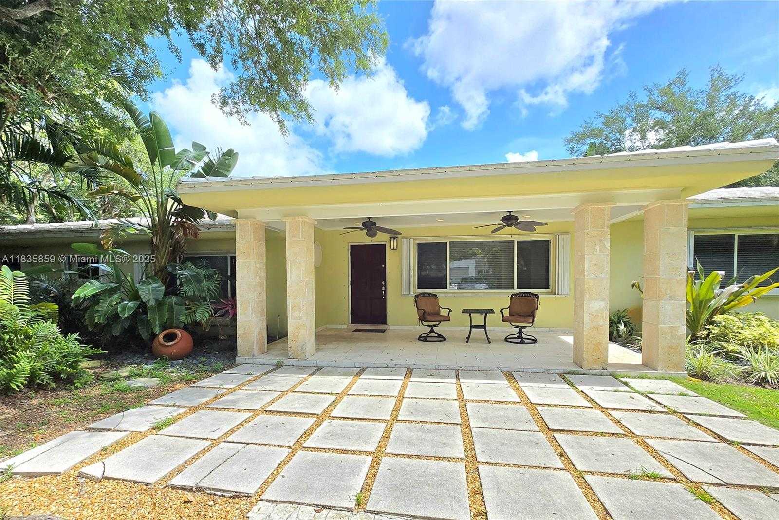 Small Image of 7895 SOUTH WEST 122ND ST, Pinecrest Number 3