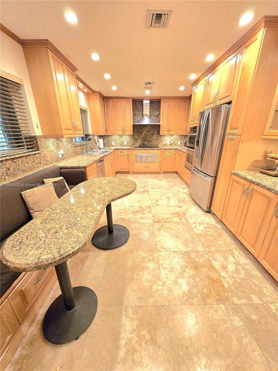 Small Image of 7895 SOUTH WEST 122ND ST, Pinecrest Number 30