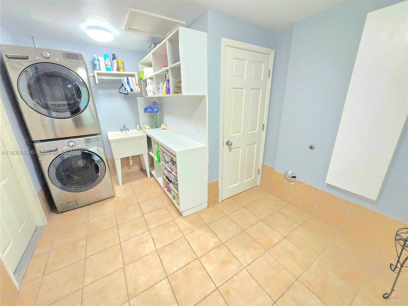 Small Image of 7895 SOUTH WEST 122ND ST, Pinecrest Number 57