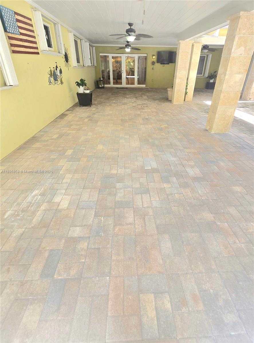 Small Image of 7895 SOUTH WEST 122ND ST, Pinecrest Number 60