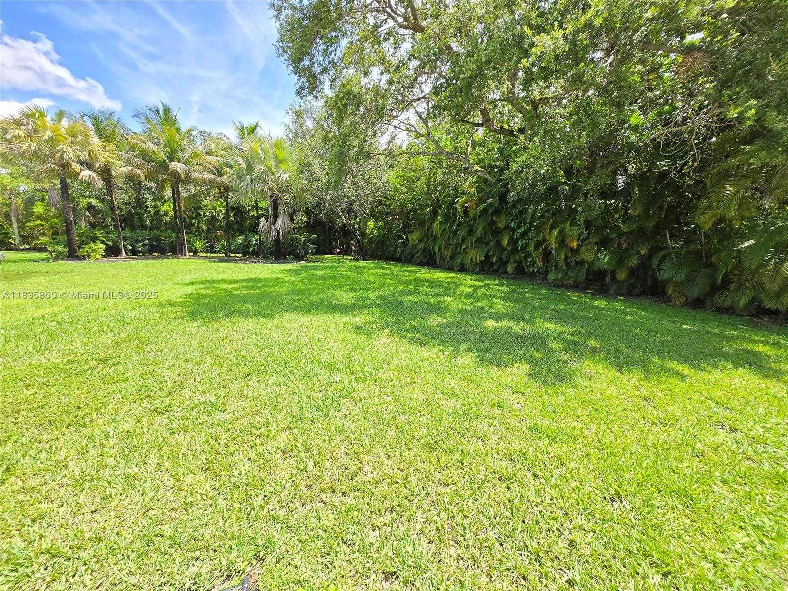Small Image of 7895 SOUTH WEST 122ND ST, Pinecrest Number 62