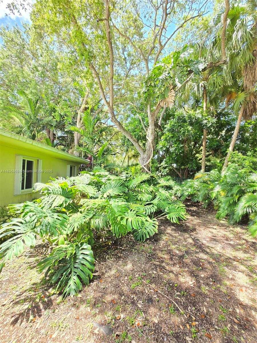 Small Image of 7895 SOUTH WEST 122ND ST, Pinecrest Number 69