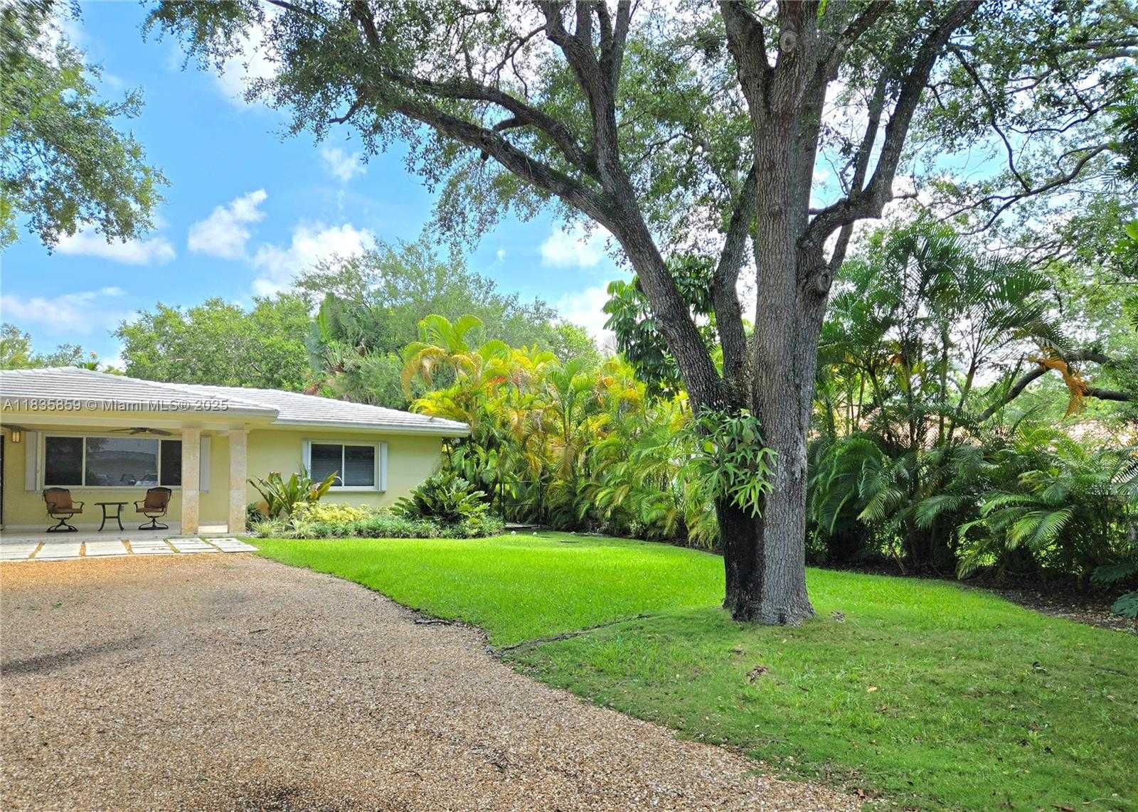 Small Image of 7895 SOUTH WEST 122ND ST, Pinecrest Number 72