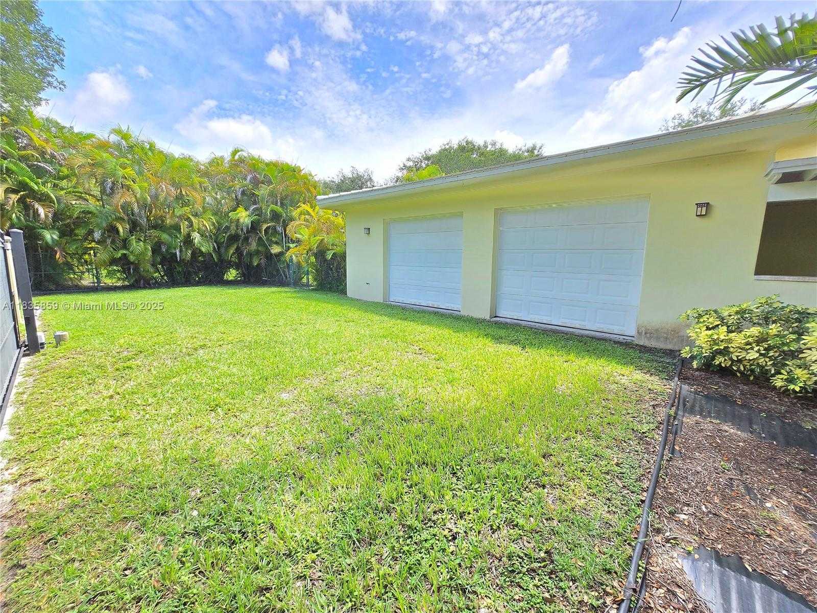 Small Image of 7895 SOUTH WEST 122ND ST, Pinecrest Number 76