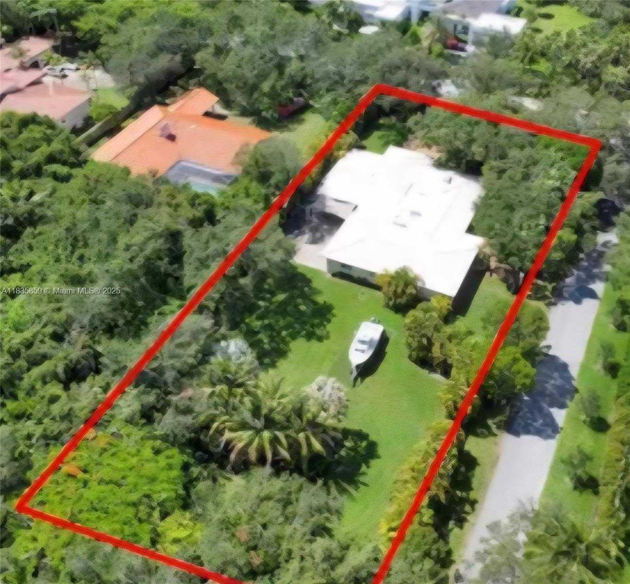 Small Image of 7895 SOUTH WEST 122ND ST, Pinecrest Number 78