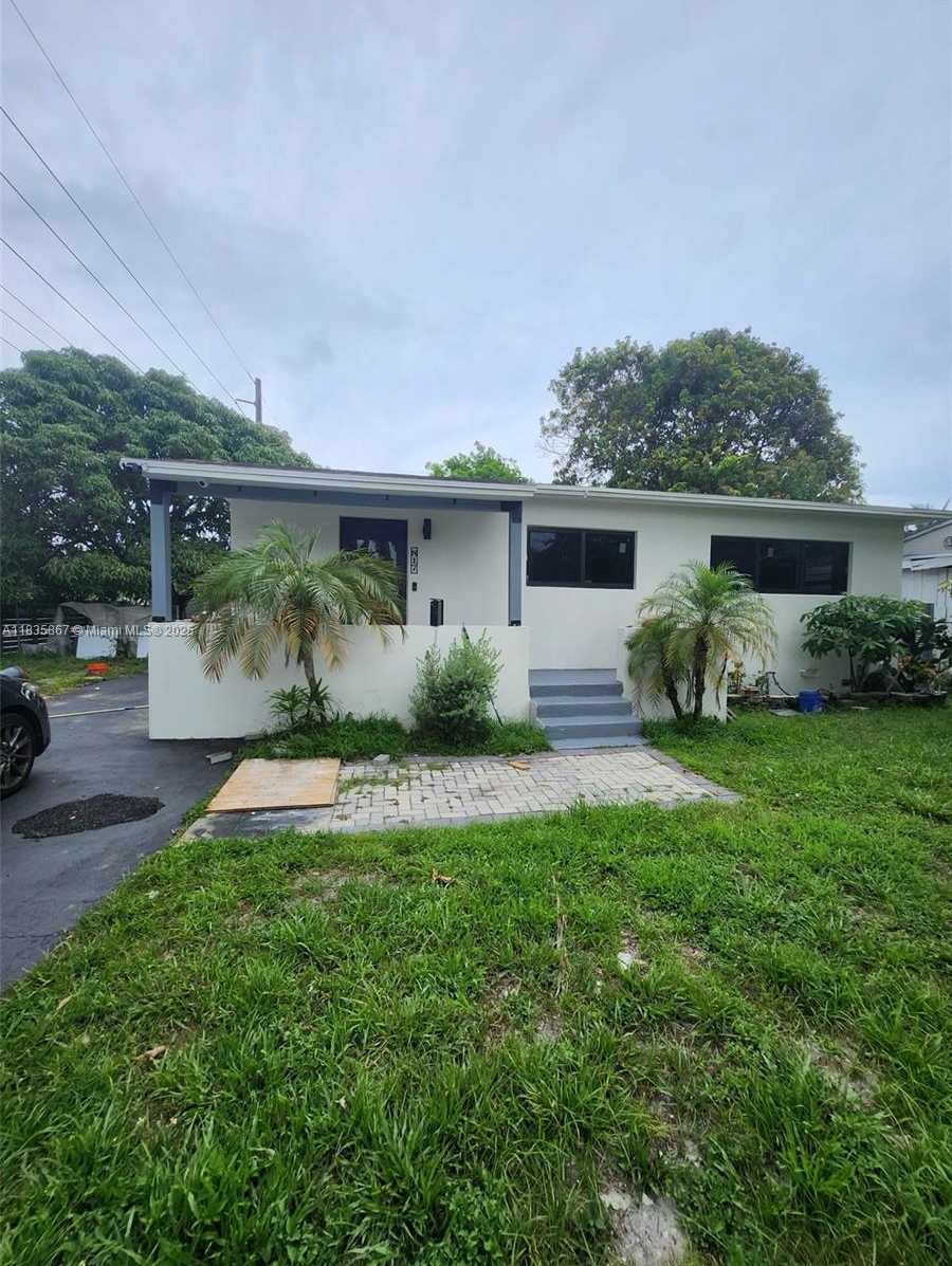 Small Image of 817 NORTH WEST 17TH ST, Fort Lauderdale Number 2