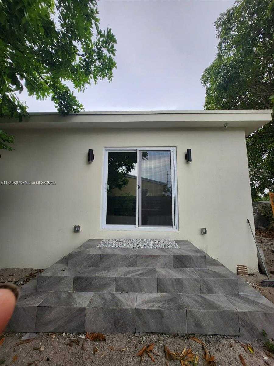 Small Image of 817 NORTH WEST 17TH ST, Fort Lauderdale Number 35