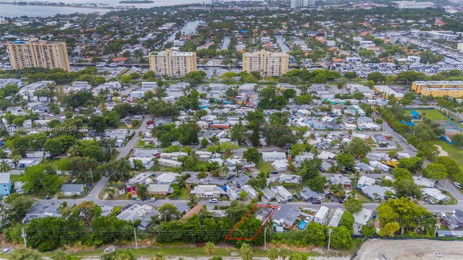 Small Image of 2255 NORTH EAST 137TH ST, North Miami Beach Number 20