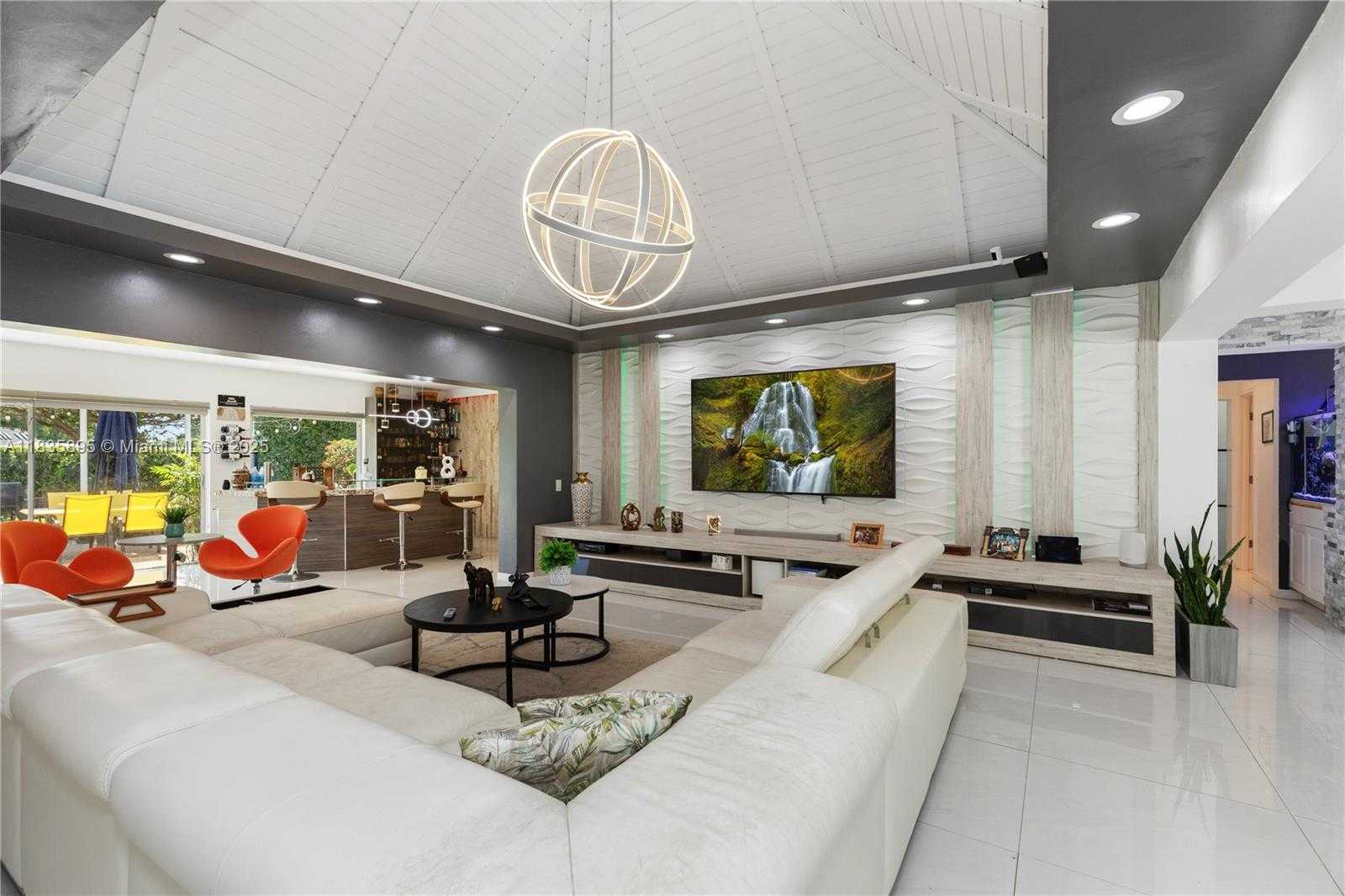 Small Image of 5712 WHITE HICKORY CIR, Tamarac Number 9