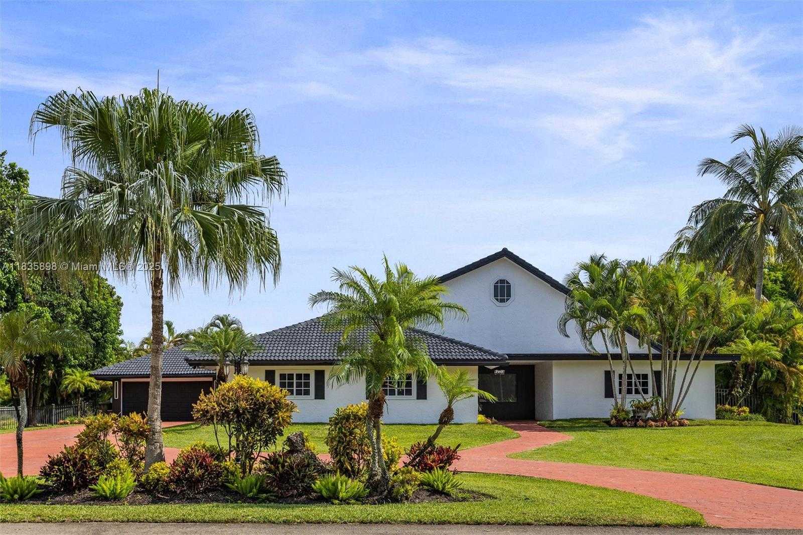 Small Image of 11965 SOUTH WEST 15TH CT, Davie Number 10
