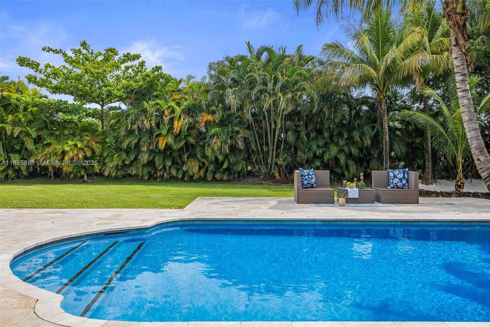 Small Image of 11965 SOUTH WEST 15TH CT, Davie Number 14