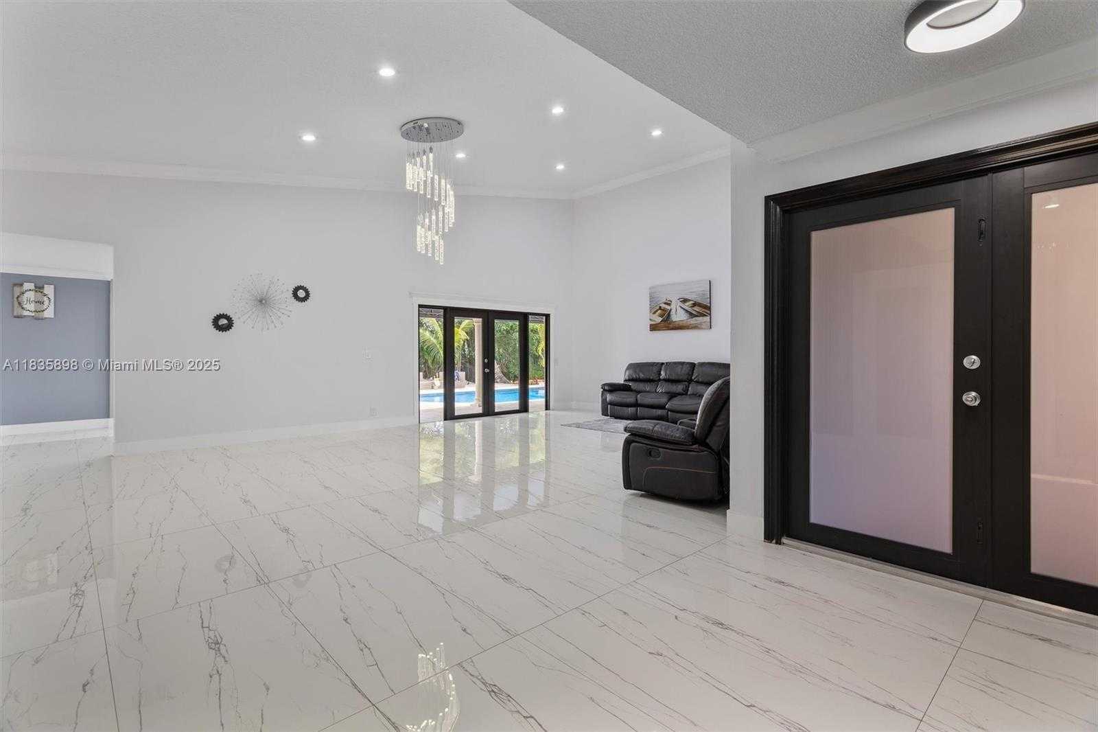 Small Image of 11965 SOUTH WEST 15TH CT, Davie Number 21