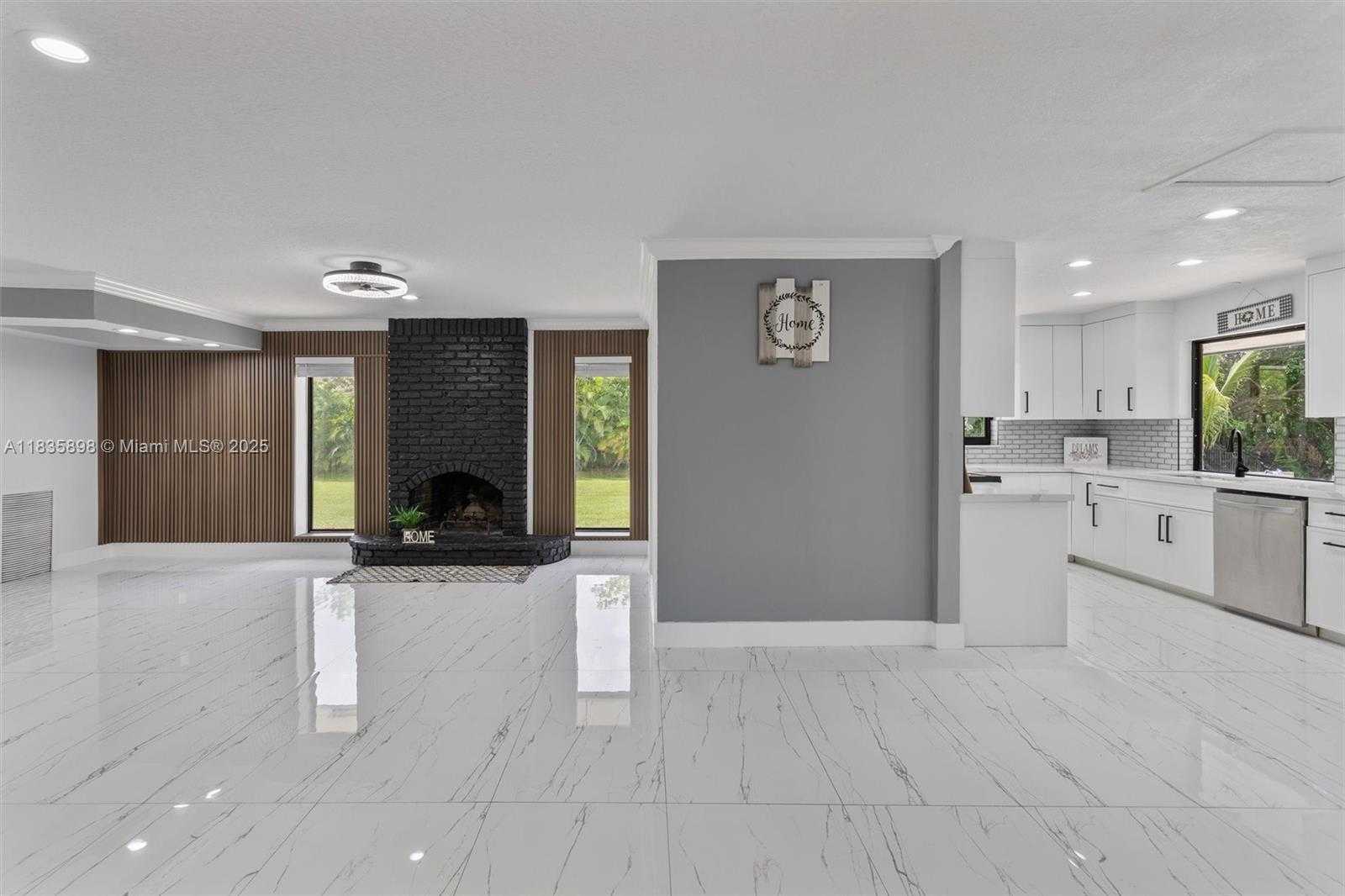 Small Image of 11965 SOUTH WEST 15TH CT, Davie Number 24