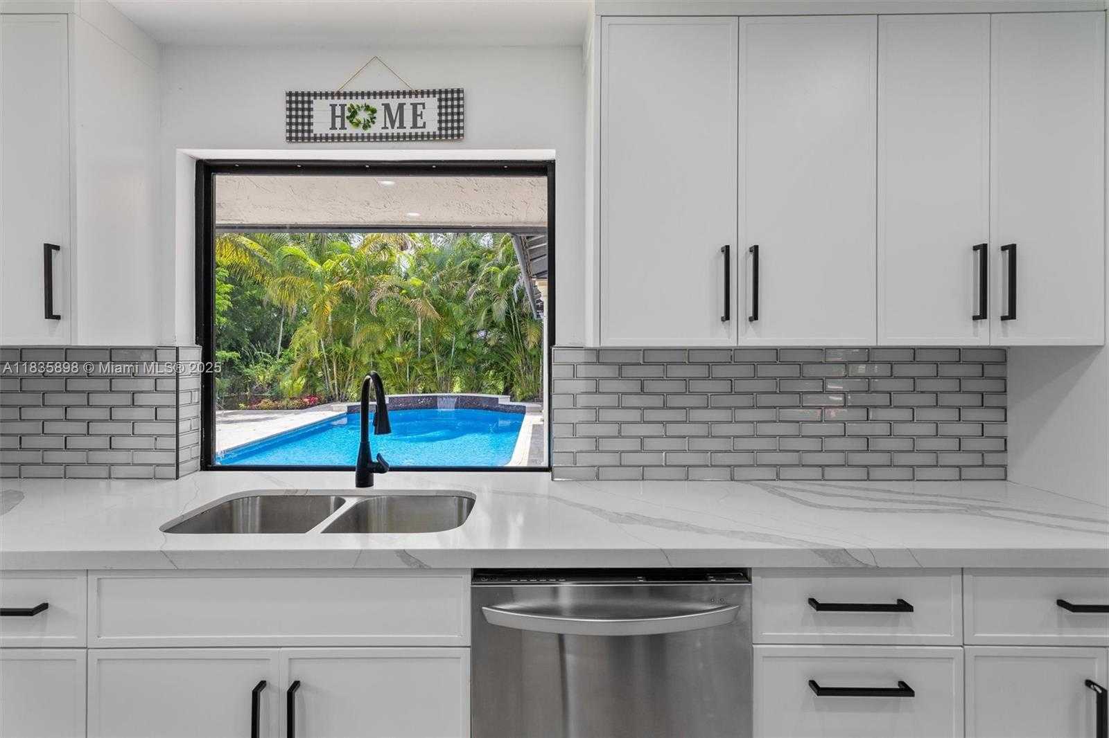 Small Image of 11965 SOUTH WEST 15TH CT, Davie Number 26