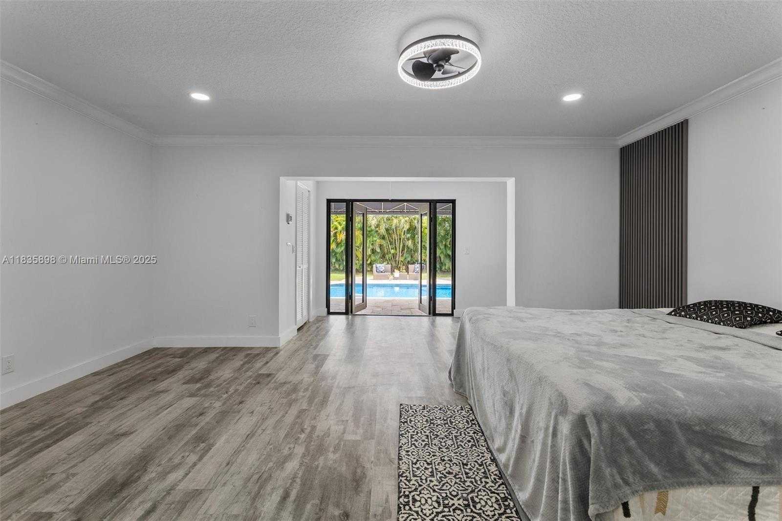 Small Image of 11965 SOUTH WEST 15TH CT, Davie Number 33