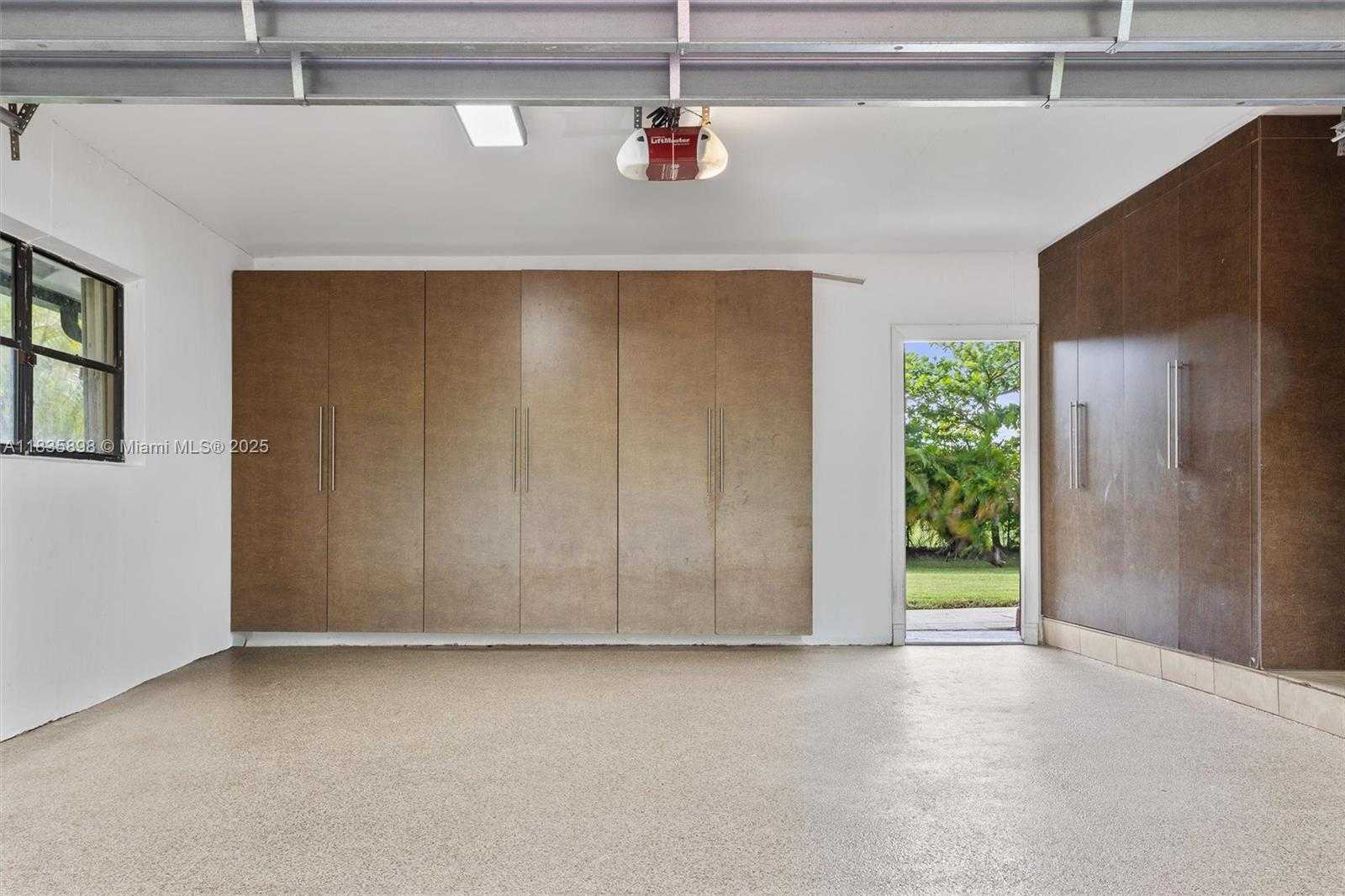 Small Image of 11965 SOUTH WEST 15TH CT, Davie Number 37