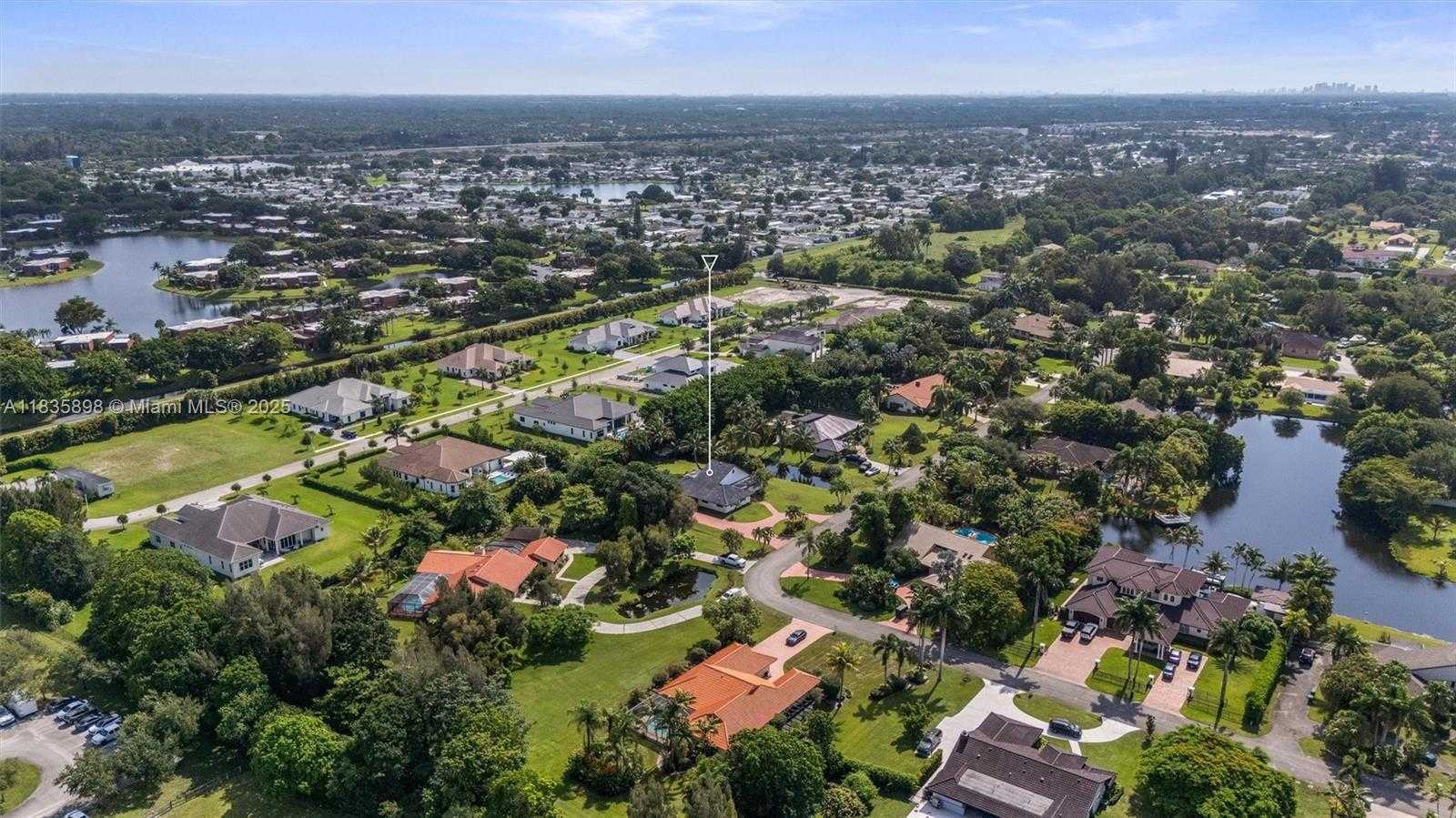 Small Image of 11965 SOUTH WEST 15TH CT, Davie Number 38