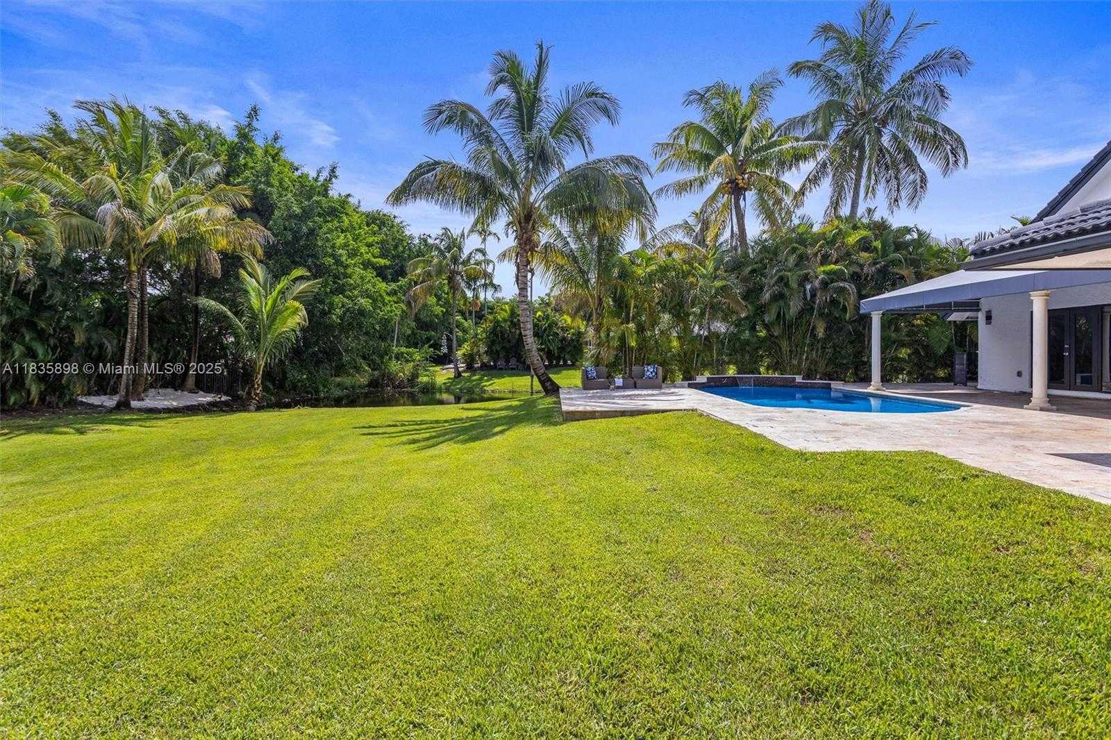 Small Image of 11965 SOUTH WEST 15TH CT, Davie Number 7