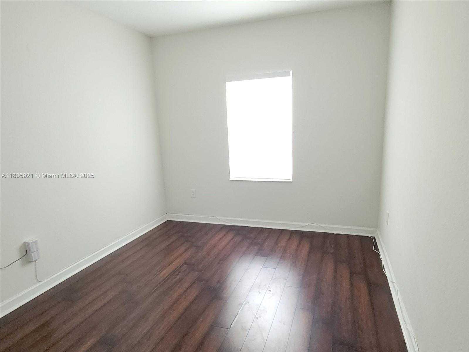 Small Image of 285 NORTH EAST 32 TER, Homestead Number 12