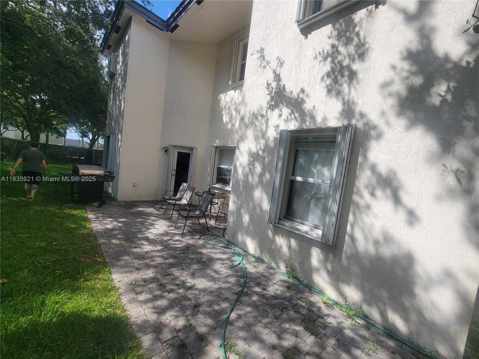Small Image of 285 NORTH EAST 32 TER, Homestead Number 20