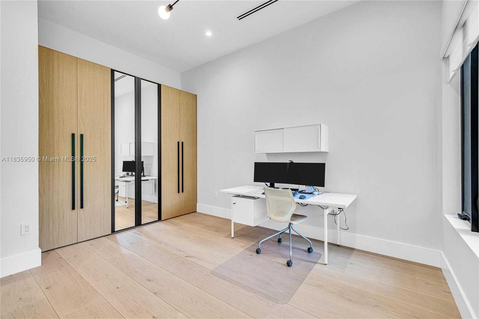 Small Image of 7699 SOUTH WEST 118TH ST, Pinecrest Number 23