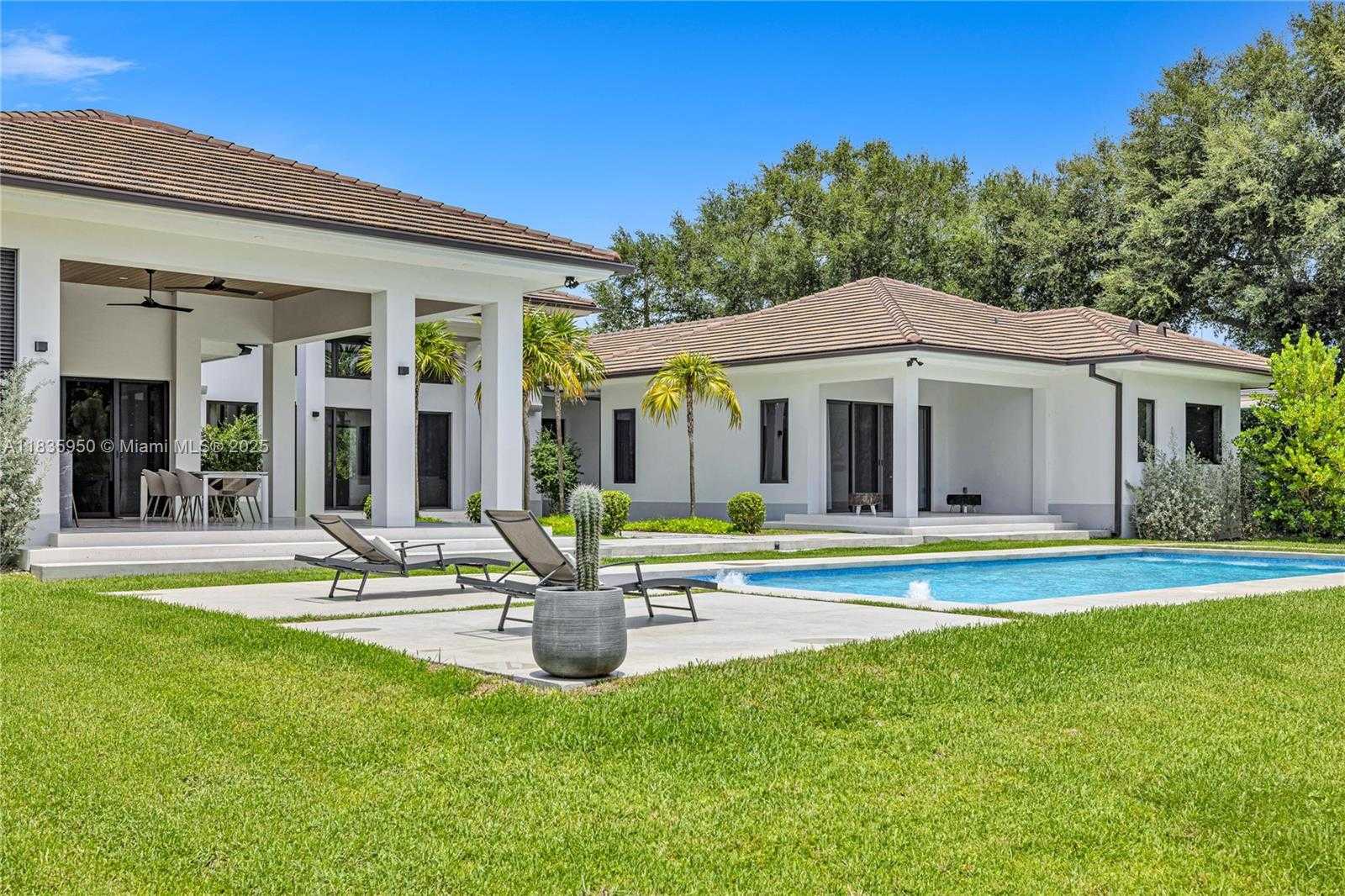 Small Image of 7699 SOUTH WEST 118TH ST, Pinecrest Number 27