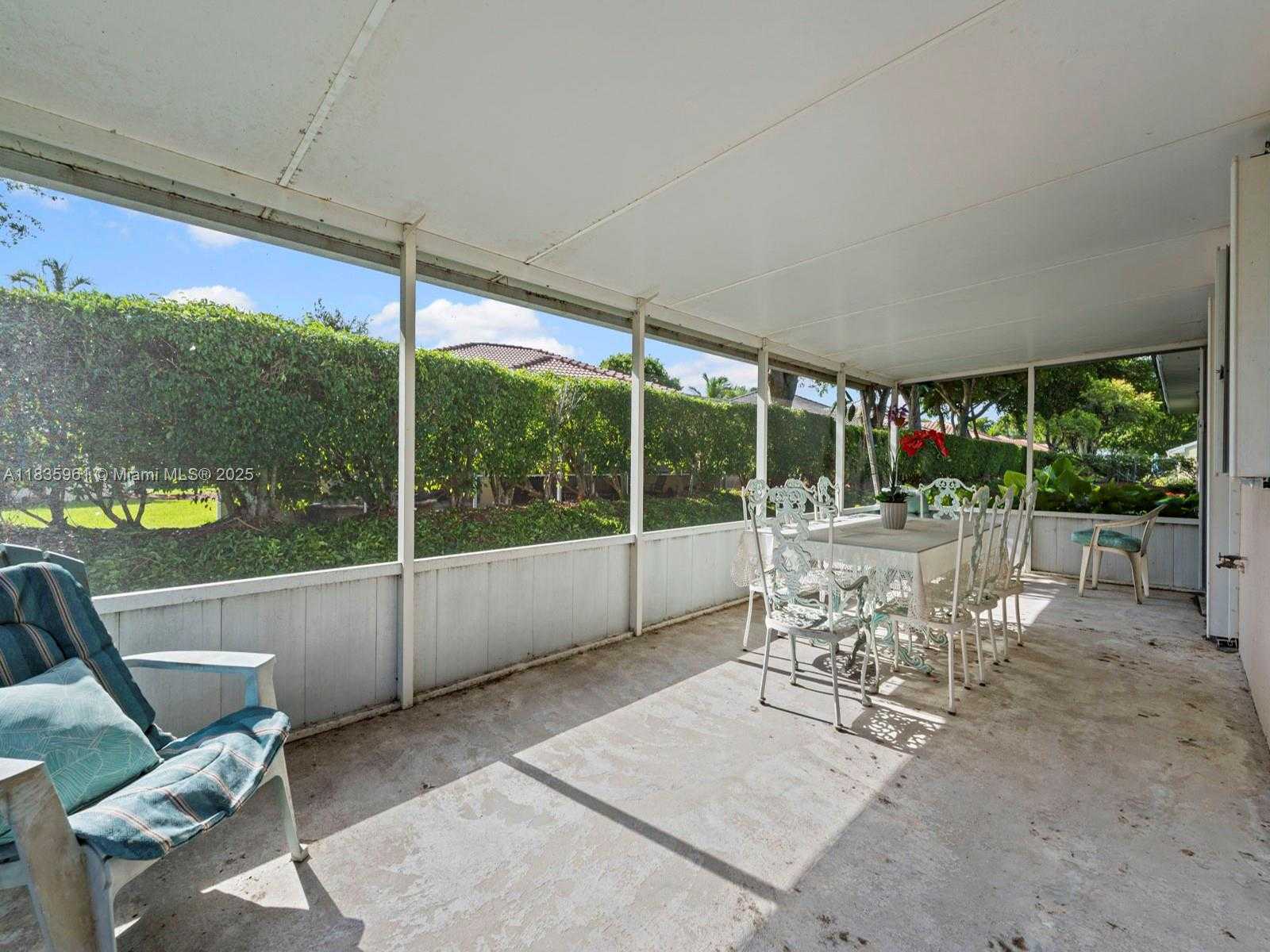 Small Image of 437 SOUTH EAST 22ND DR, Homestead Number 16