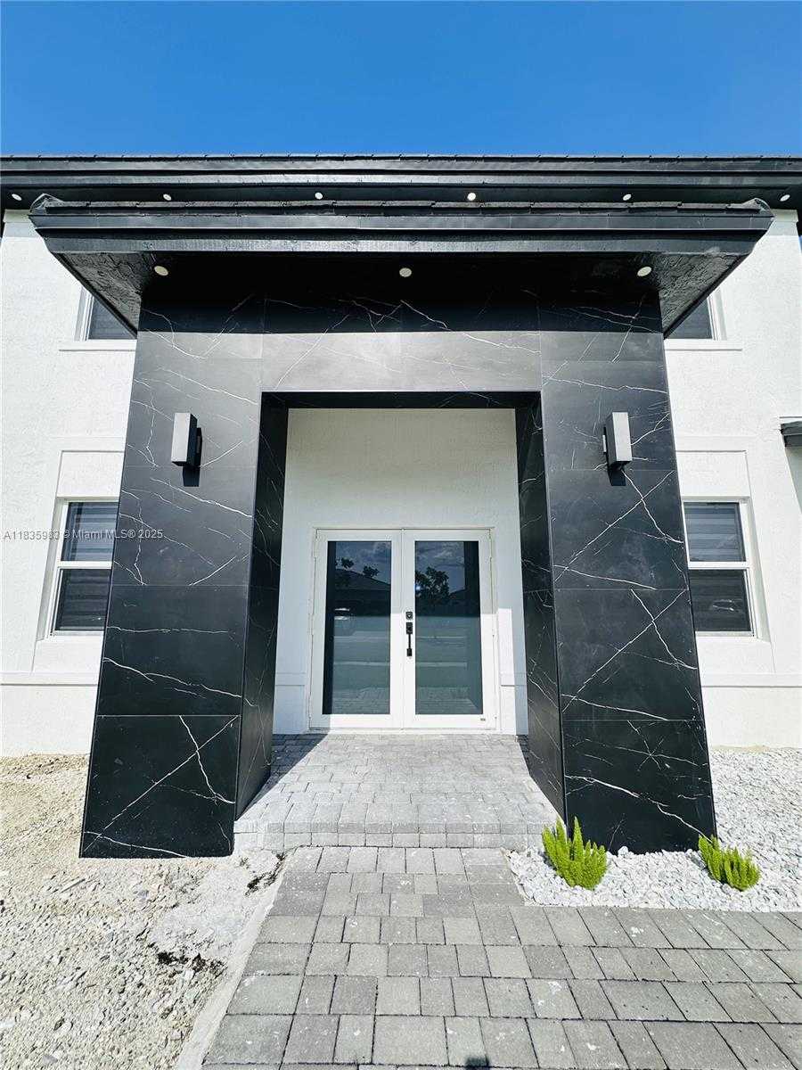 Small Image of 29151 SOUTH WEST 168TH CT, Homestead Number 2