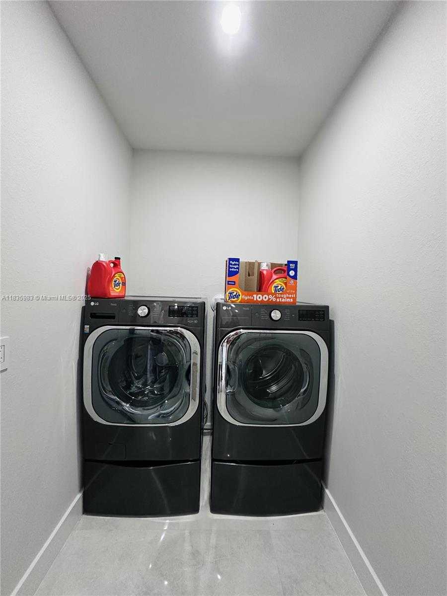 Small Image of 29151 SOUTH WEST 168TH CT, Homestead Number 40