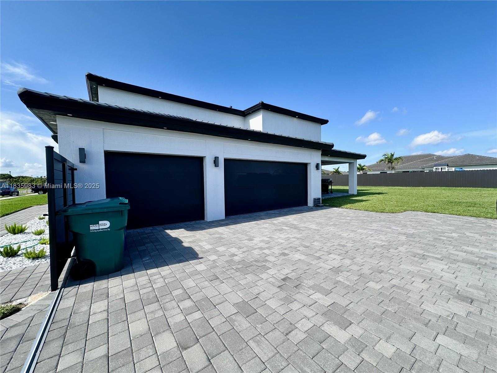 Small Image of 29151 SOUTH WEST 168TH CT, Homestead Number 43