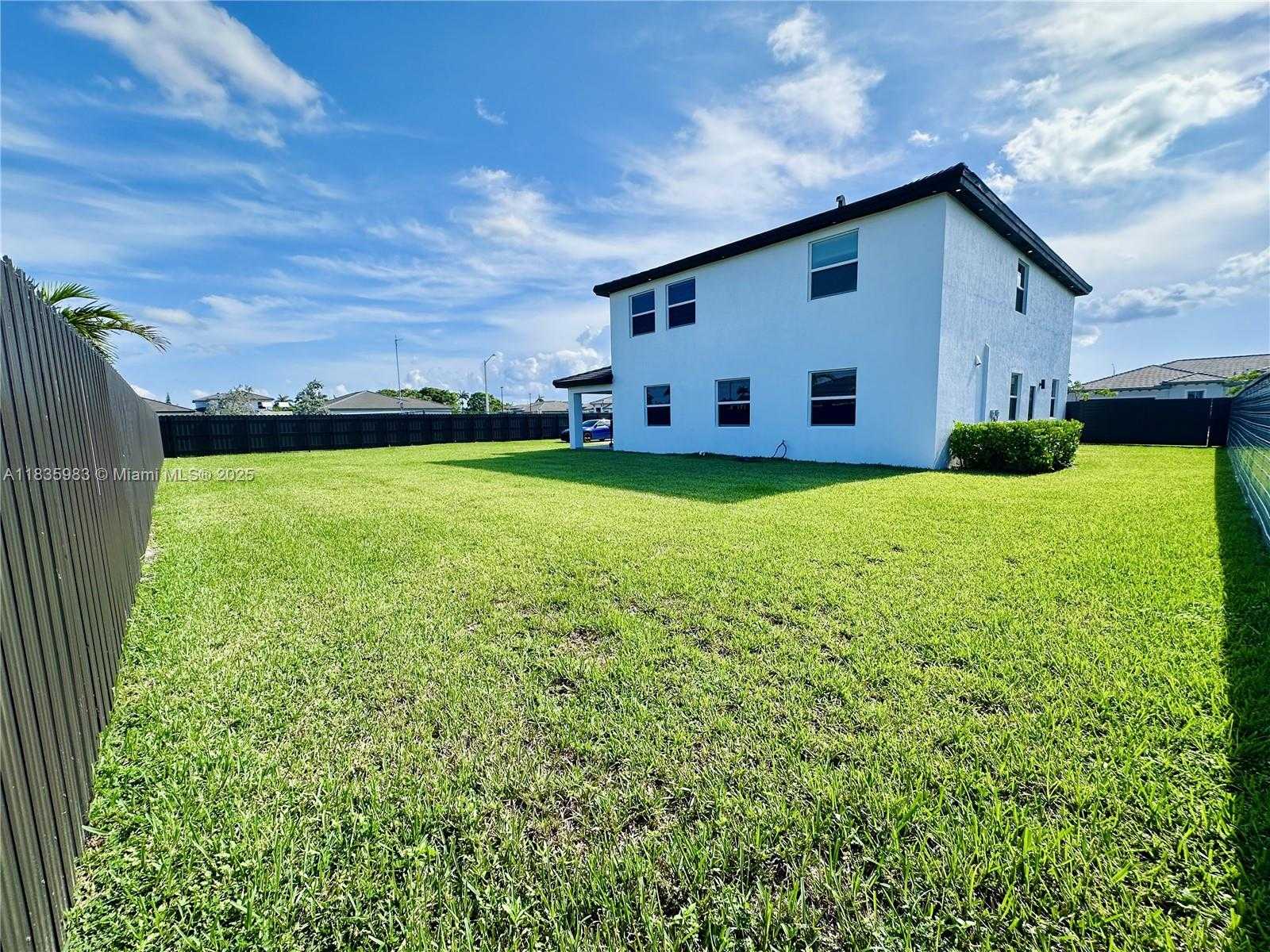 Small Image of 29151 SOUTH WEST 168TH CT, Homestead Number 46