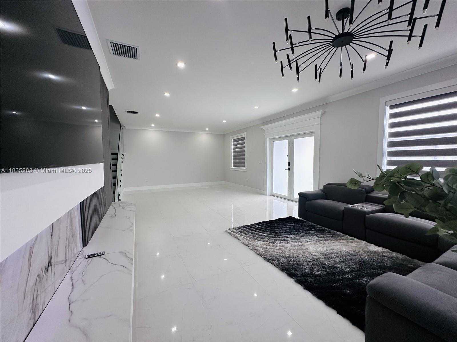 Small Image of 29151 SOUTH WEST 168TH CT, Homestead Number 8