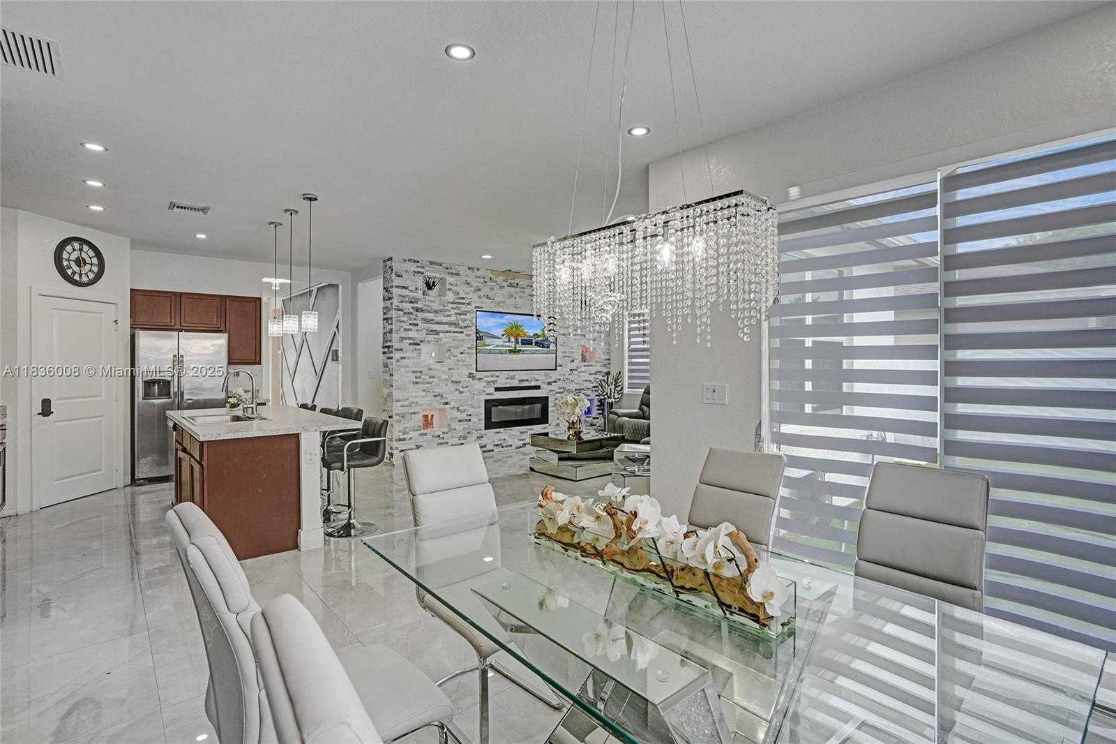 Small Image of 27563 SOUTH WEST 133RD AVE, Homestead Number 16