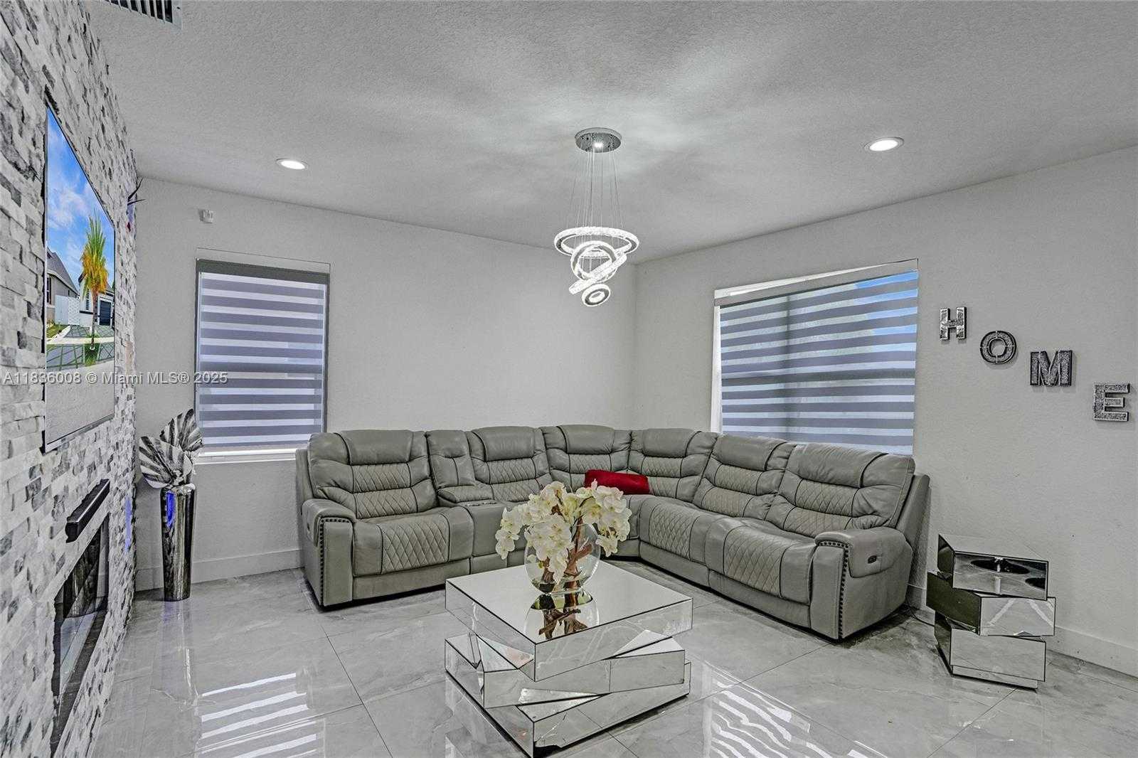 Small Image of 27563 SOUTH WEST 133RD AVE, Homestead Number 23