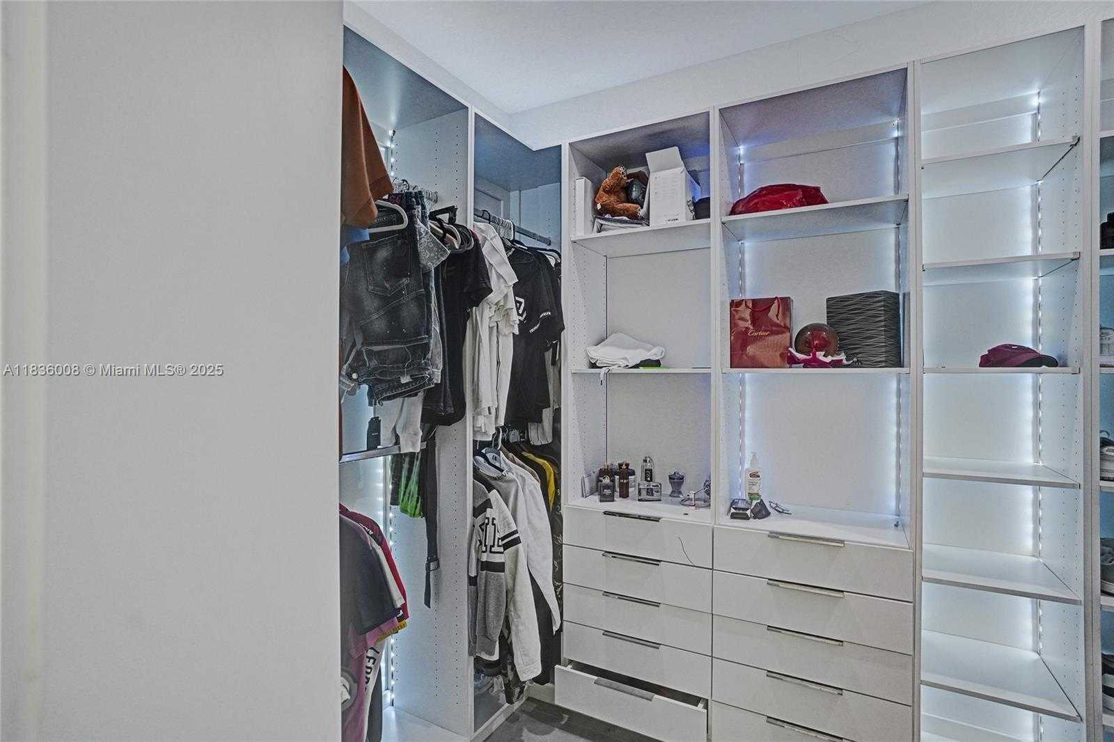 Small Image of 27563 SOUTH WEST 133RD AVE, Homestead Number 27