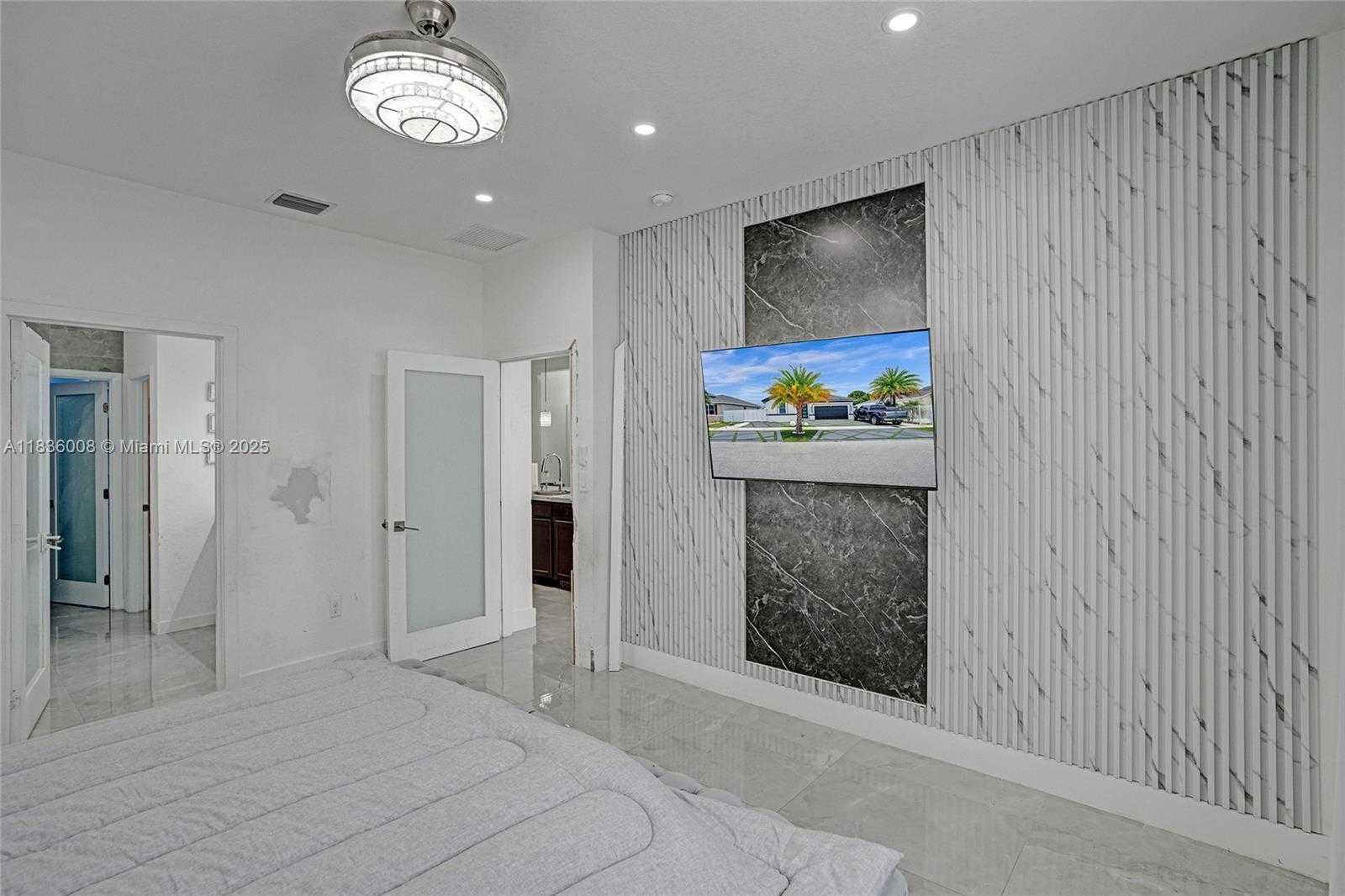 Small Image of 27563 SOUTH WEST 133RD AVE, Homestead Number 32