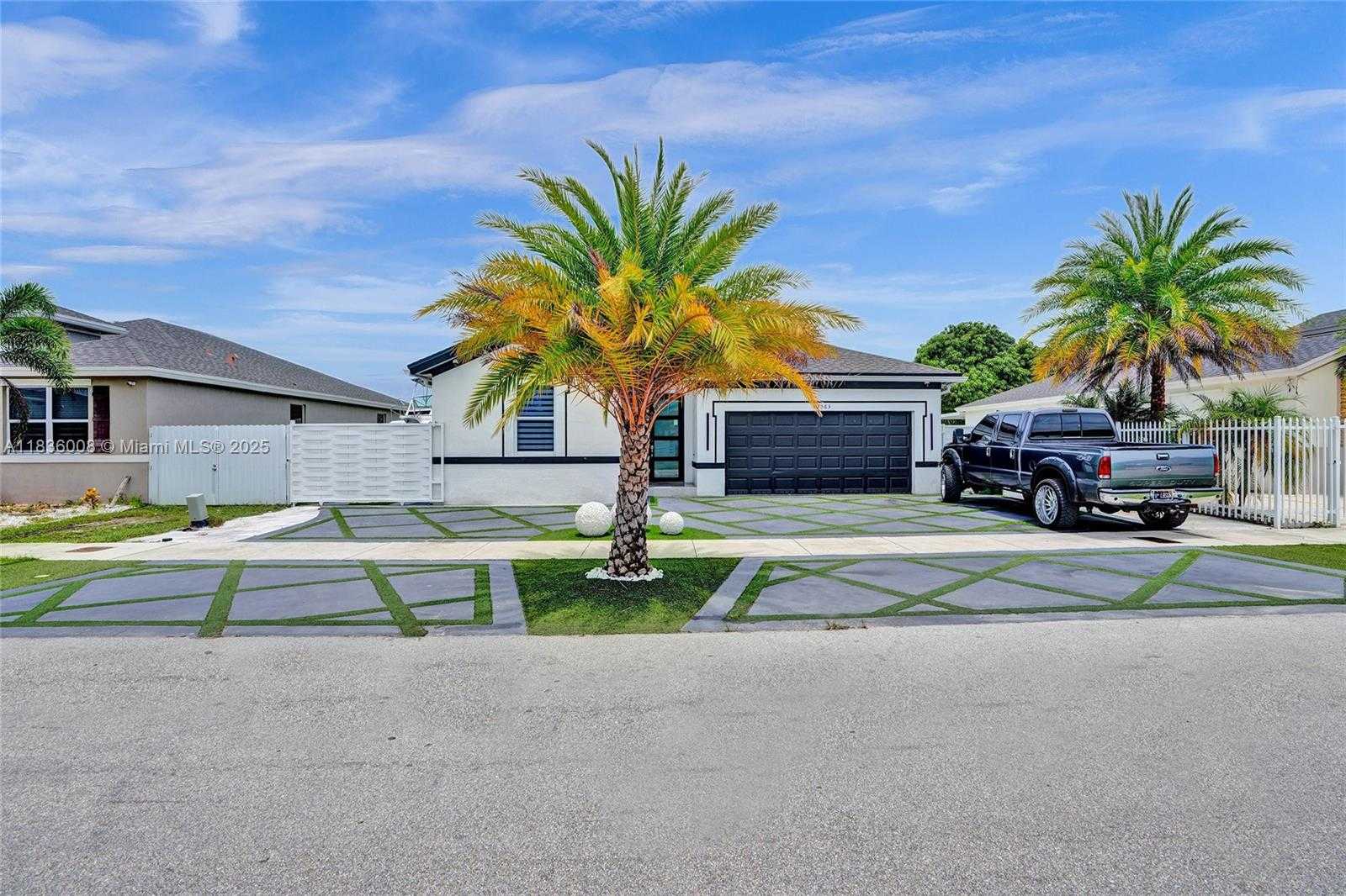 Small Image of 27563 SOUTH WEST 133RD AVE, Homestead Number 4