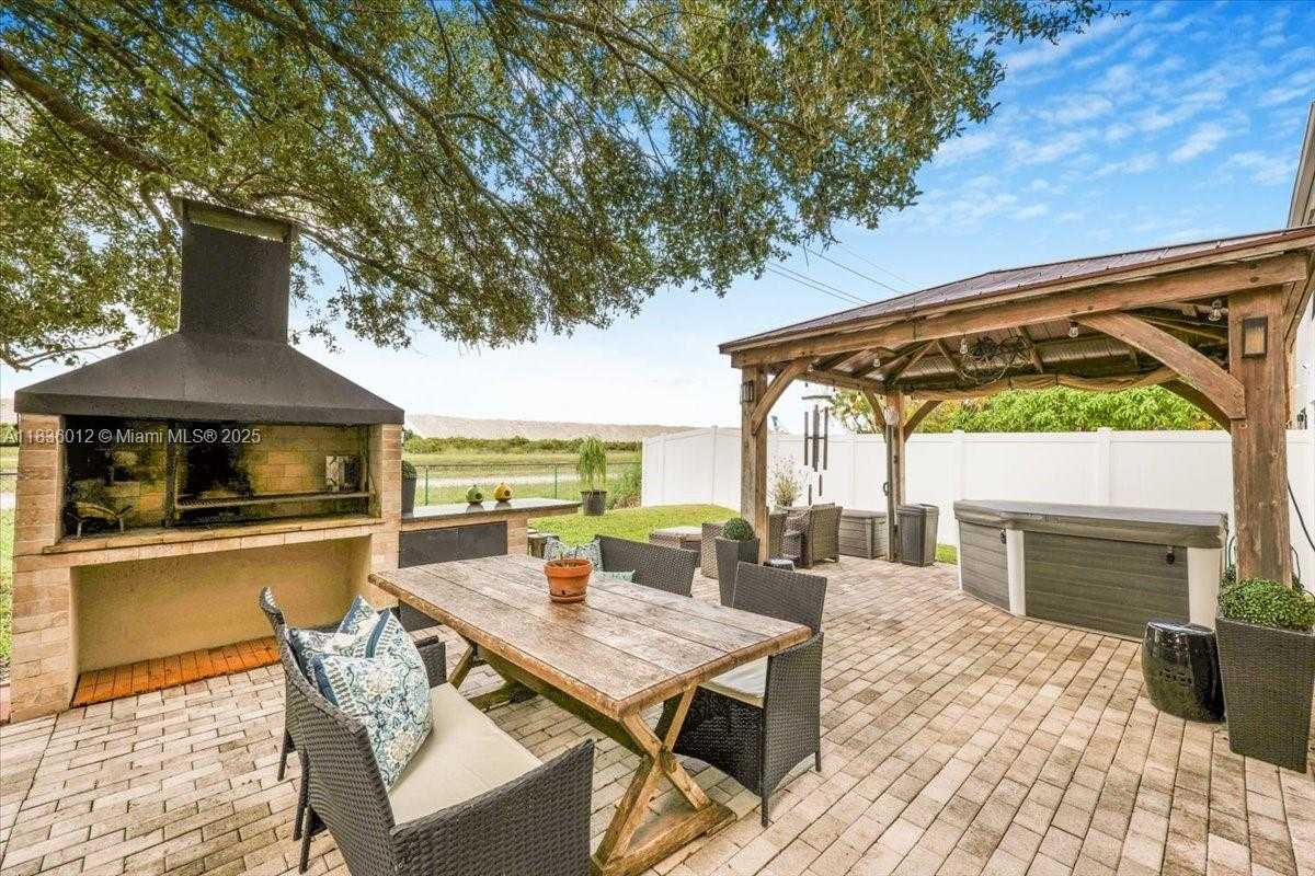 Small Image of 15562 SOUTH WEST 54TH CT, Miramar Number 20