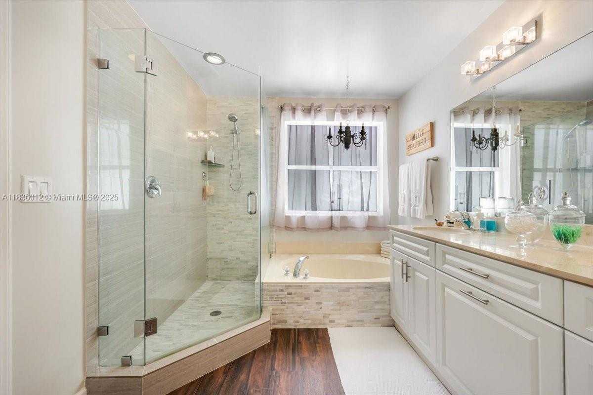 Small Image of 15562 SOUTH WEST 54TH CT, Miramar Number 28