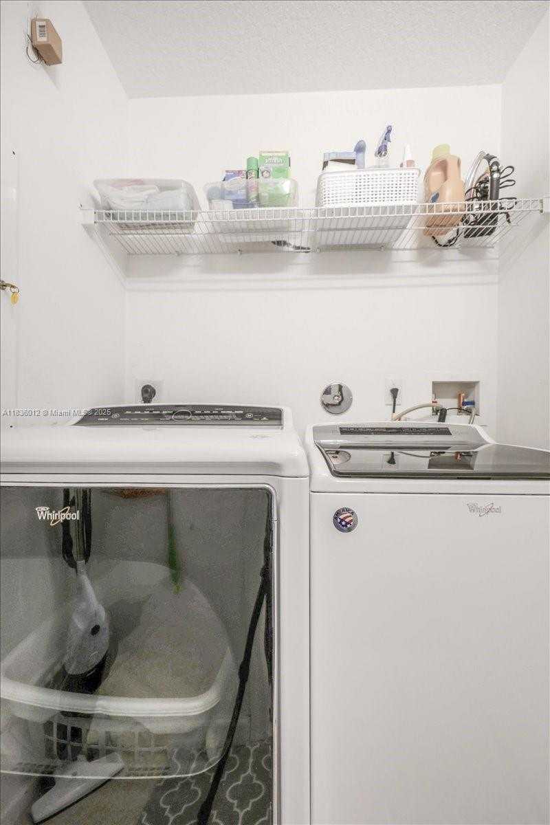 Small Image of 15562 SOUTH WEST 54TH CT, Miramar Number 37