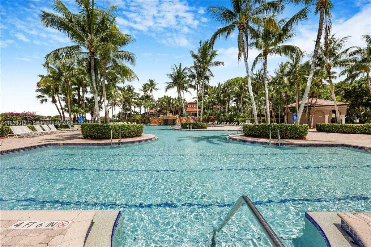 Small Image of 15562 SOUTH WEST 54TH CT, Miramar Number 48