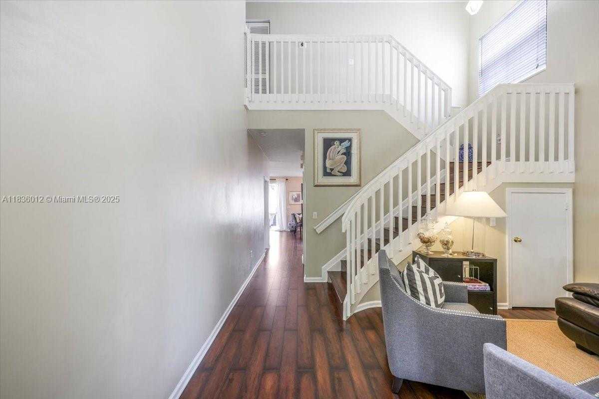 Small Image of 15562 SOUTH WEST 54TH CT, Miramar Number 5
