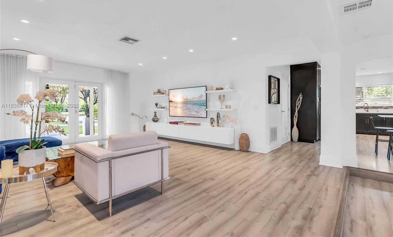 Small Image of 11433 NORTH EAST 6TH AVE, Biscayne Park Number 12