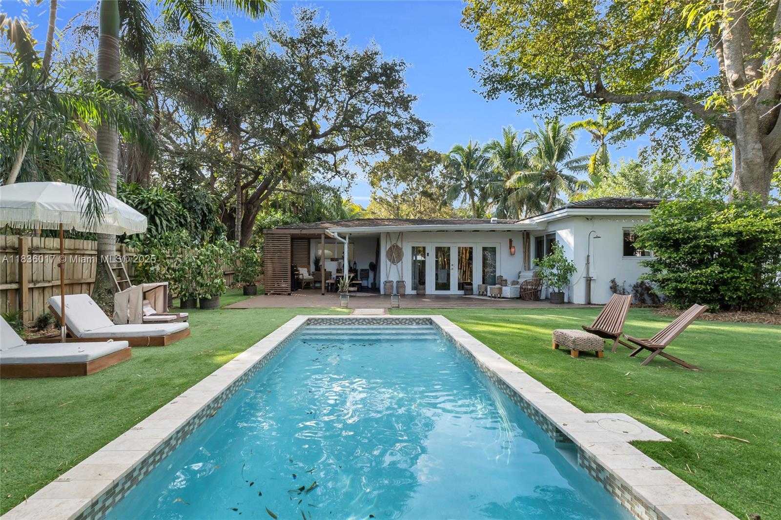 Small Image of 11433 NORTH EAST 6TH AVE, Biscayne Park Number 27