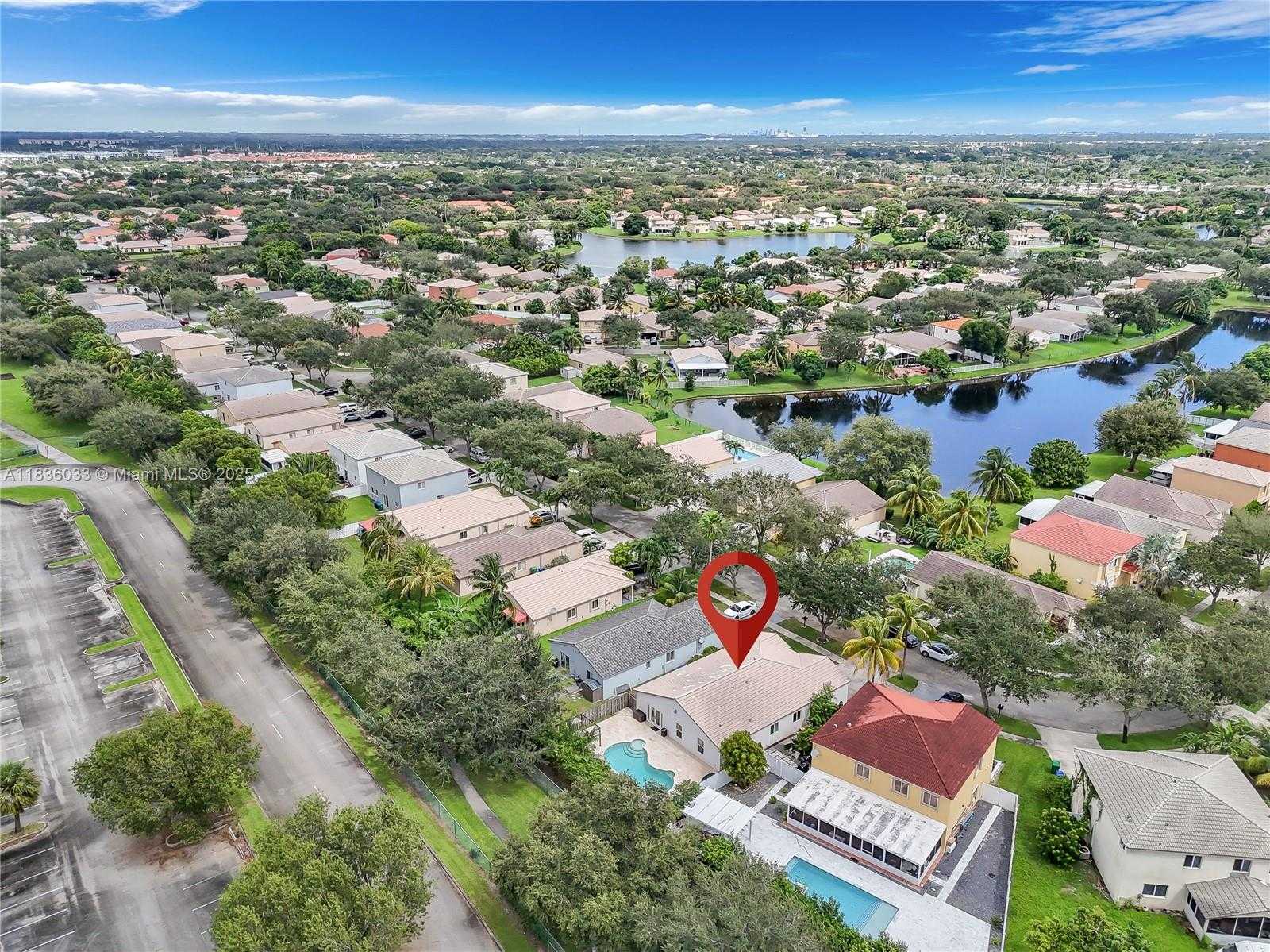 Small Image of 2472 SOUTH WEST 106TH AVE, Miramar Number 14