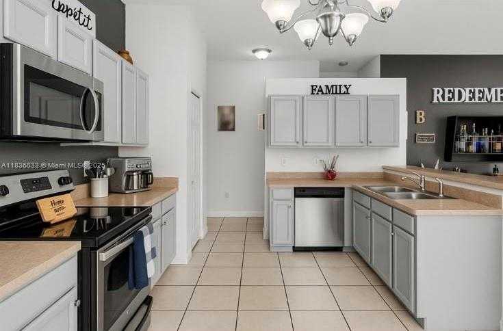 Small Image of 2472 SOUTH WEST 106TH AVE, Miramar Number 6