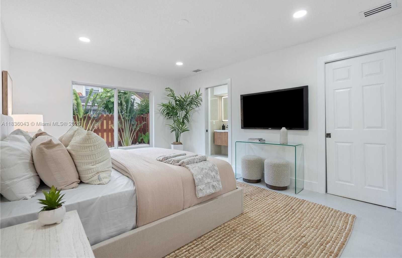 Small Image of 10204 CARACAS ST, Cooper City Number 13