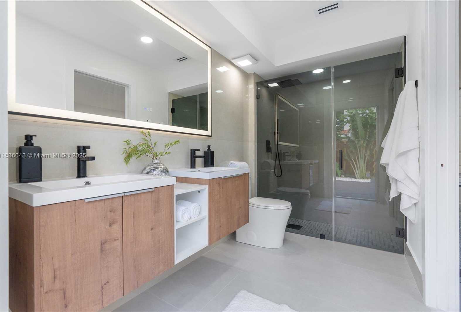 Small Image of 10204 CARACAS ST, Cooper City Number 15