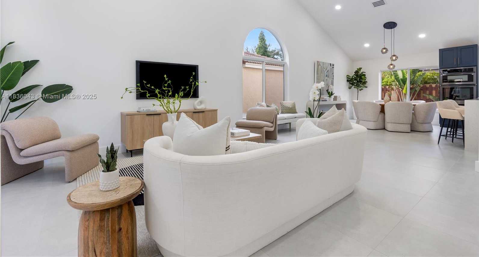 Small Image of 10204 CARACAS ST, Cooper City Number 2